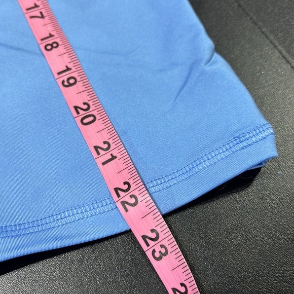 Art Class UPF 50+ Sun protection, crewneck,short sleeve, pullover stretch top - Picture 7 of 9